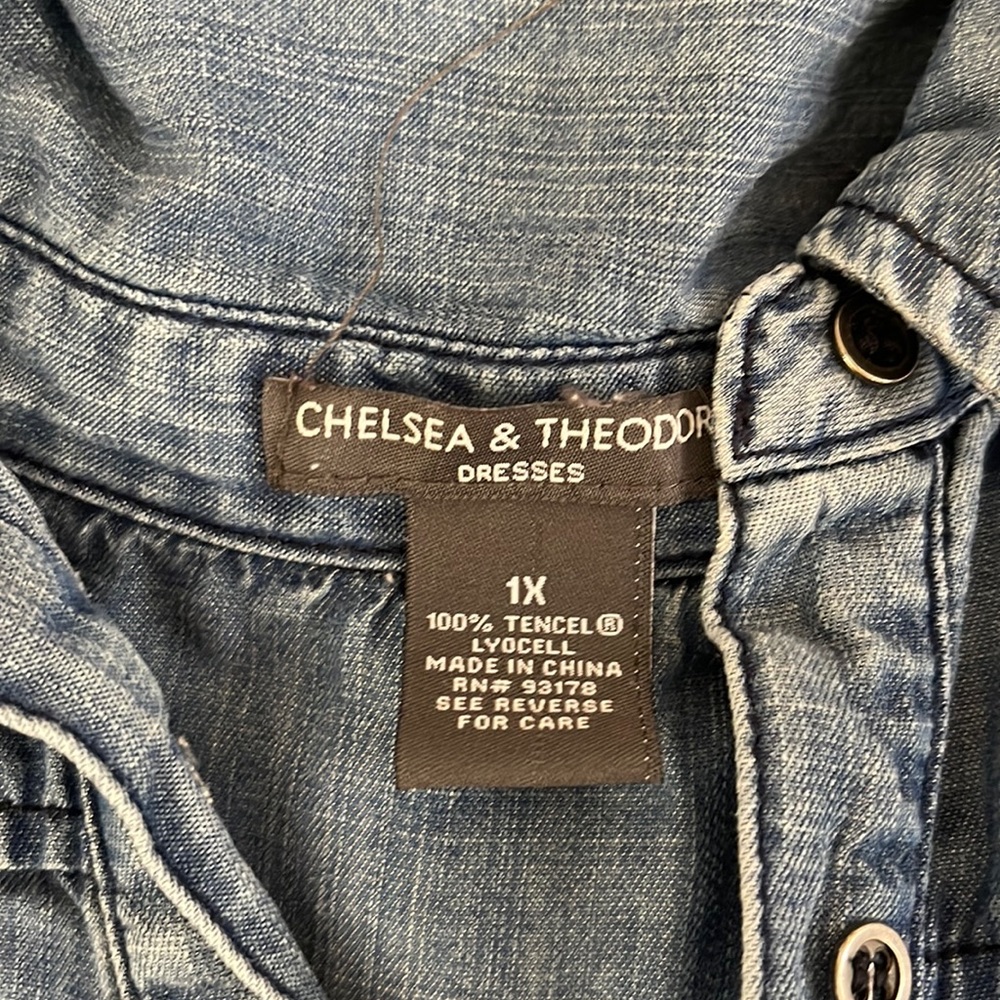 Women’s Chelsea & Theodore jean dress 1X - Picture 3 of 3
